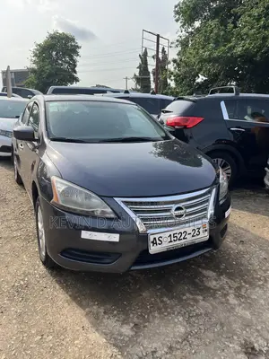Nissan Sentra SV 4dr Sedan (1.8L 4cyl CVT) 2014 Gray