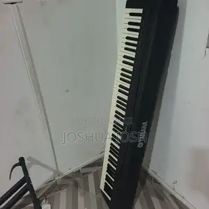 Yamaha Piano P95