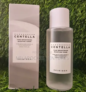 The Skin1004 Madagascar Centella Tone Brightening Boosting Toner 210ml