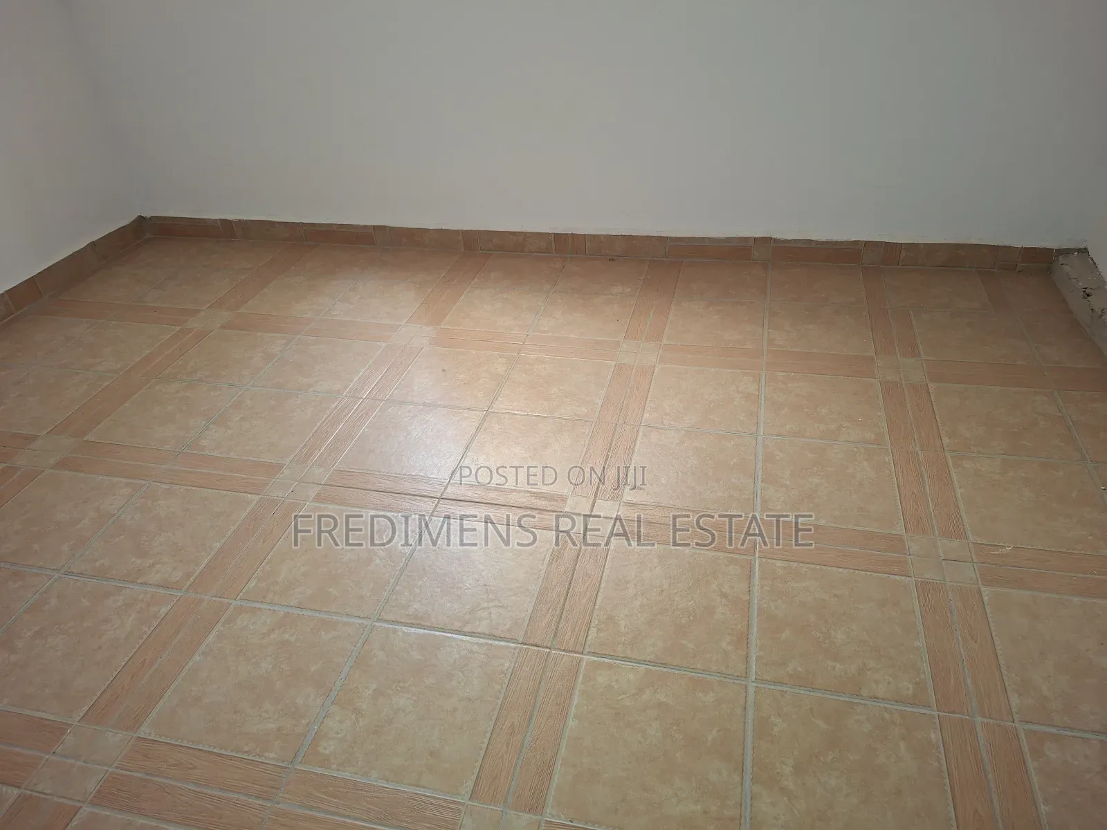 3bdrm Apartment in Fredimens Real, Afigya-Kwabre for rent