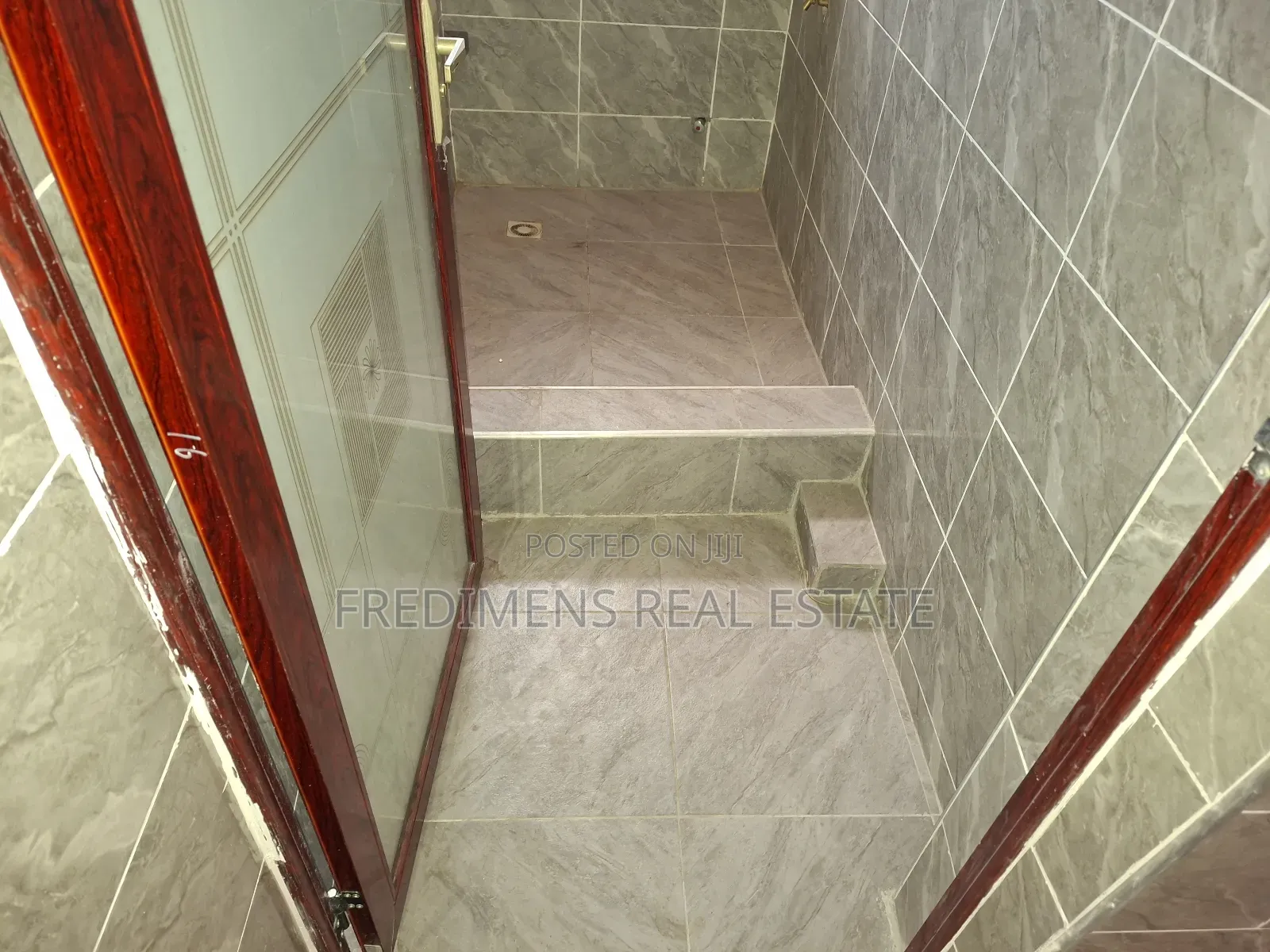 3bdrm Apartment in Fredimens Real, Afigya-Kwabre for rent