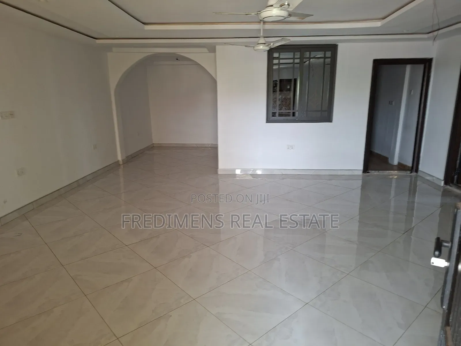 3bdrm Apartment in Fredimens Real, Afigya-Kwabre for rent