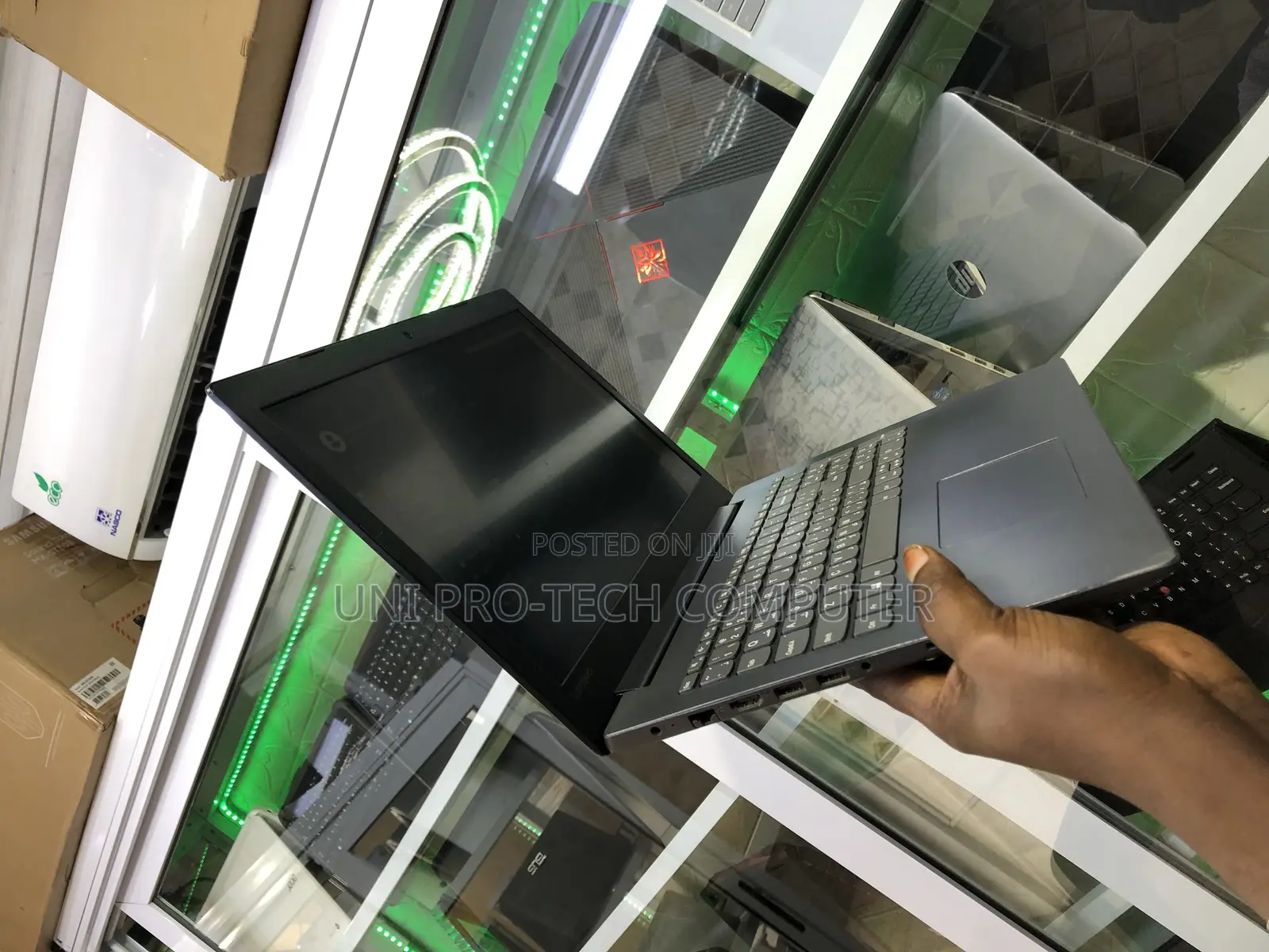 Laptop Lenovo IdeaPad 330 8GB AMD A4 HDD 1T