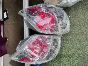 Toyota Matrix 2005 2006 2007 2008 Tail Lights