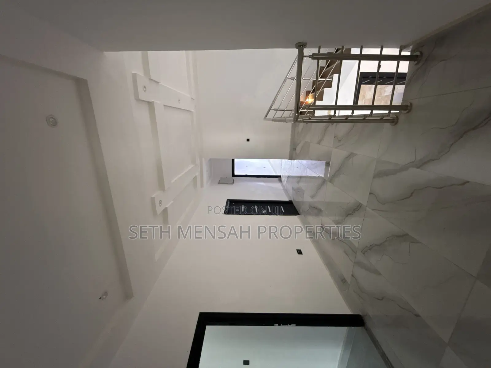 5bdrm House in Seth, Police Station for sale