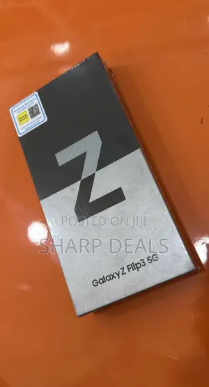 New Samsung Galaxy Z Flip3 5G 256 GB Black