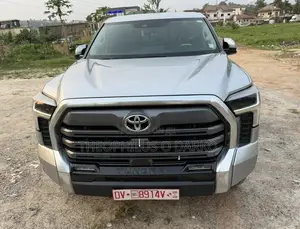 Toyota Tundra Limited Double Cab 6.5' Bed 2023 Silver