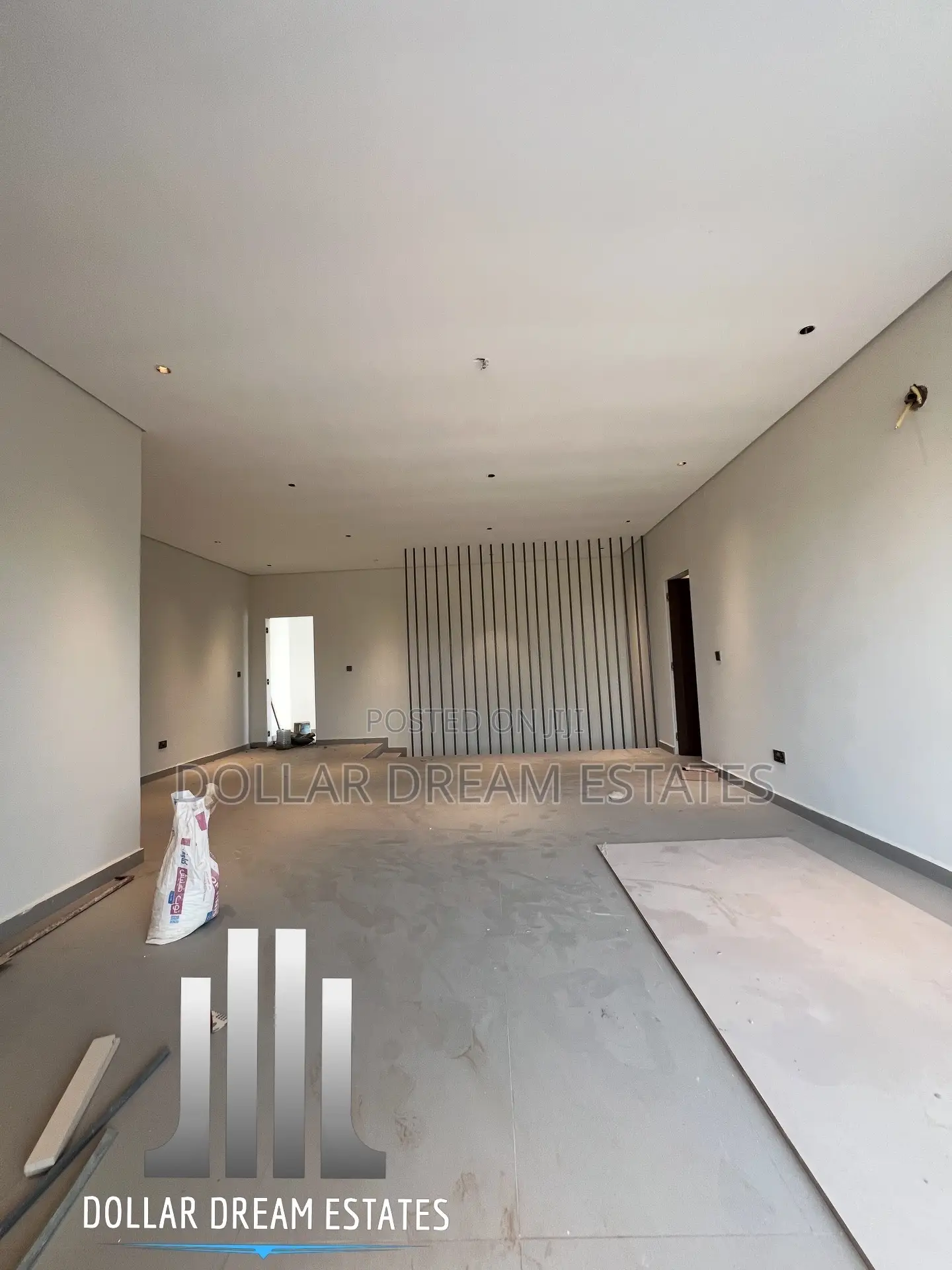 5bdrm House in East Legon for sale