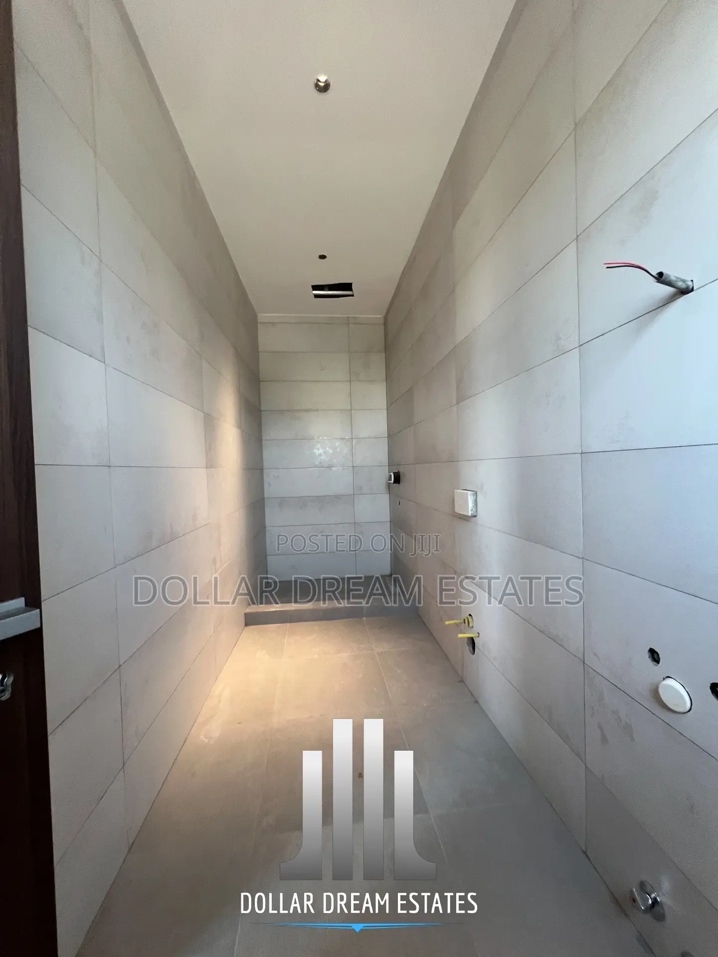 5bdrm House in East Legon for sale