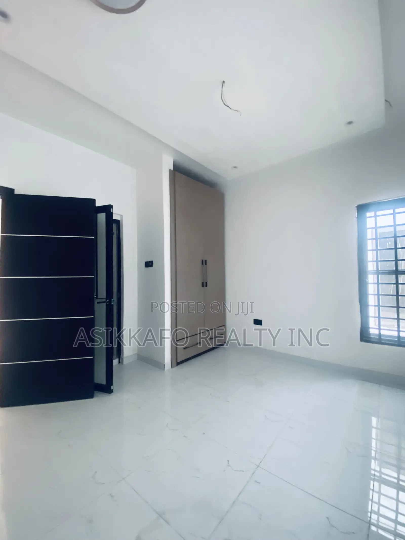 4bdrm Duplex in Coastal Estate, Spintex for rent