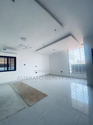4bdrm Duplex in Coastal Estate, Spintex for rent