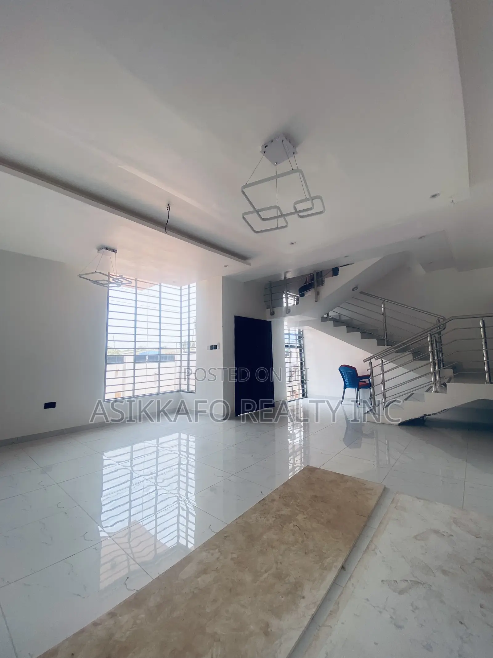4bdrm Duplex in Coastal Estate, Spintex for rent