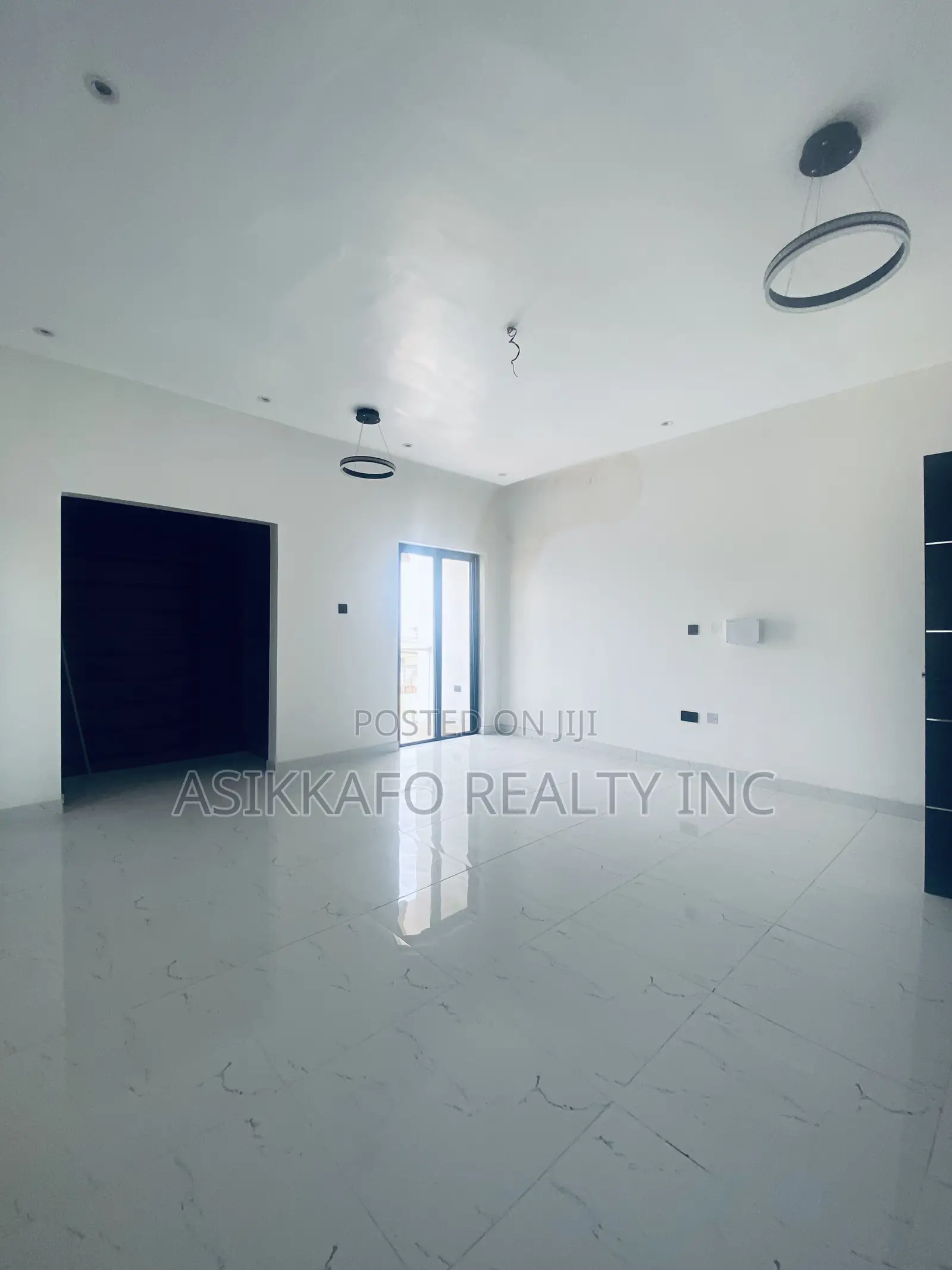 4bdrm Duplex in Coastal Estate, Spintex for rent
