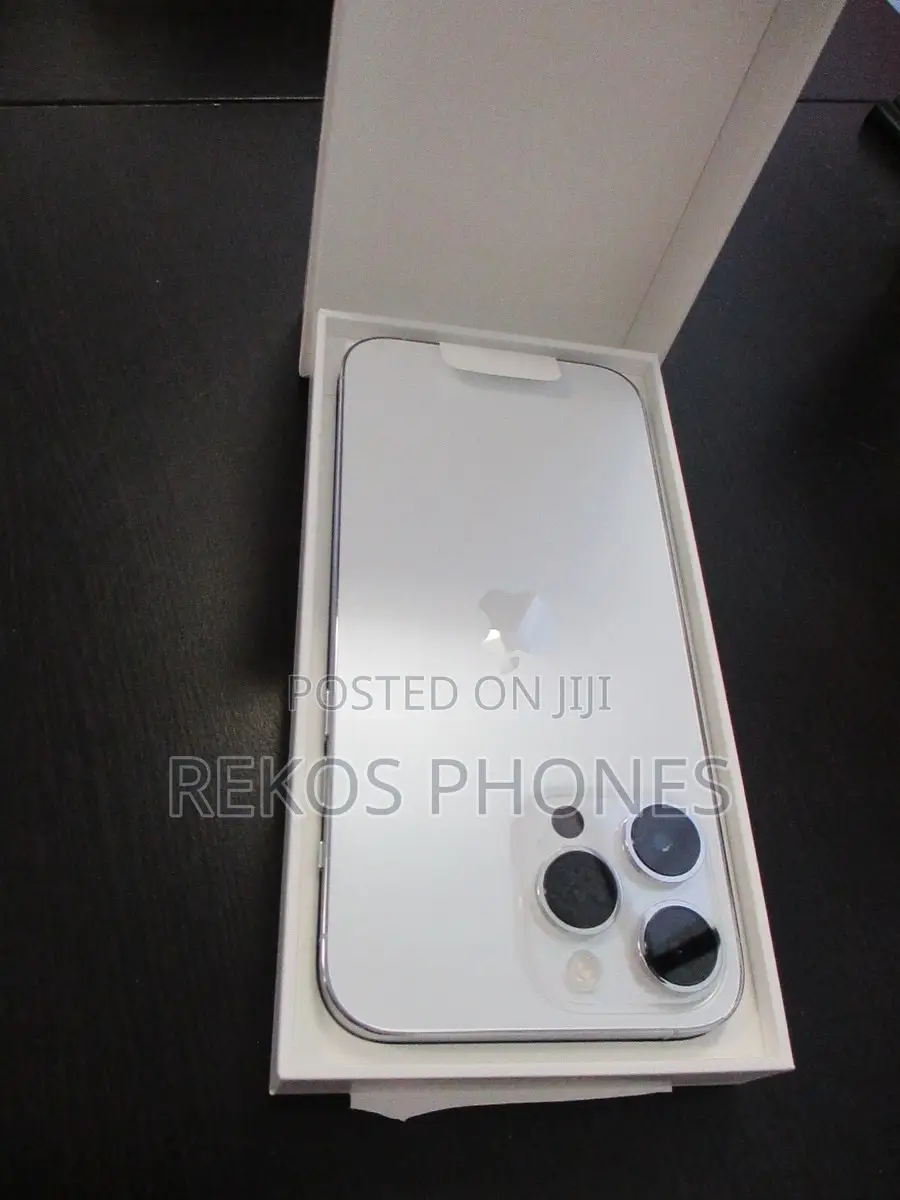 New Apple iPhone 14 Pro Max 256 GB White