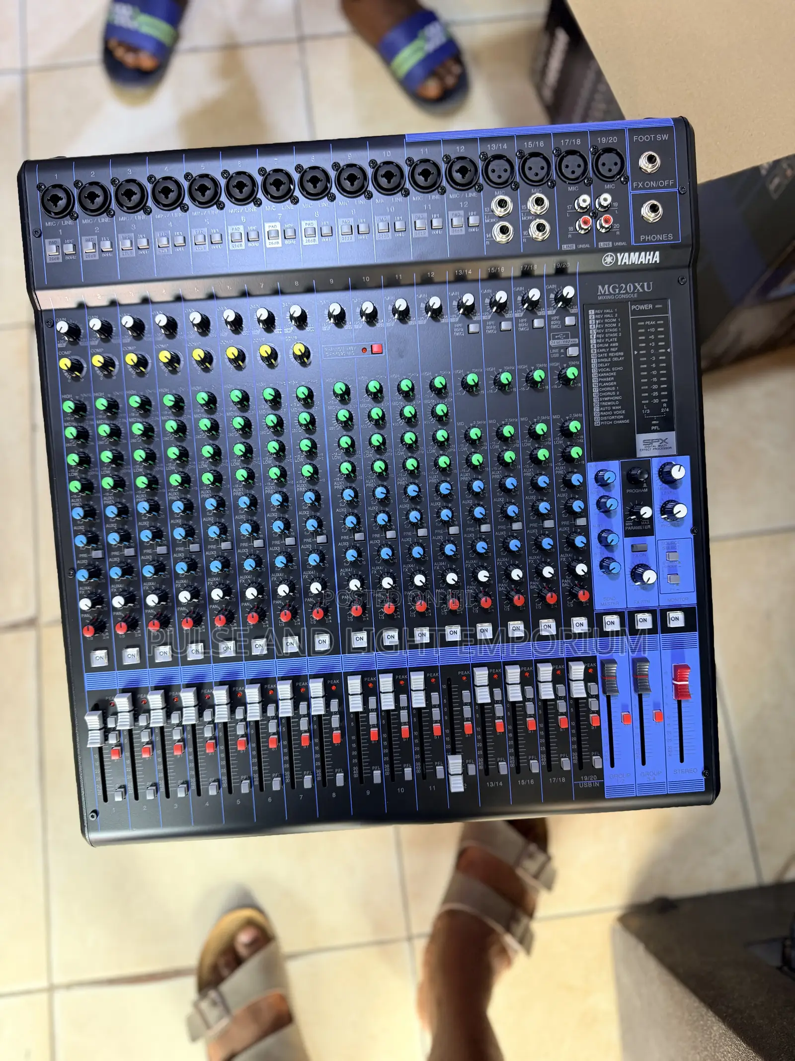 Yamaha Mg20xu, A Professional 20-channel Analog Mixing Console
