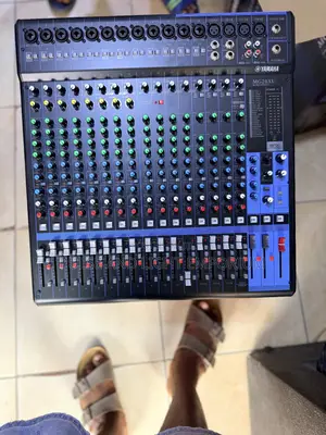 Yamaha Mg20xu, A Professional 20-channel Analog Mixing Console