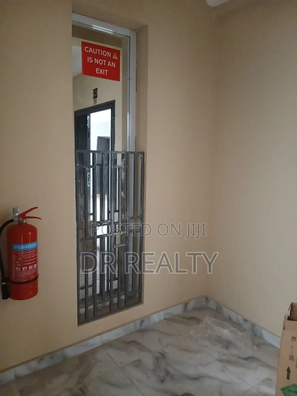 2bdrm Apartment in Savannah, Tema Metropolitan for rent