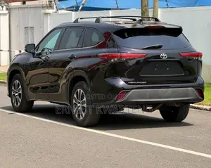 Toyota Highlander Platinum 2021 Black