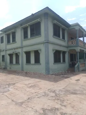 14bdrm House in Free Will Agency, Kumasi Metropolitan for sale