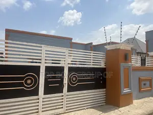 5bdrm House in Top Boat Group Of, Kumasi Metropolitan for sale