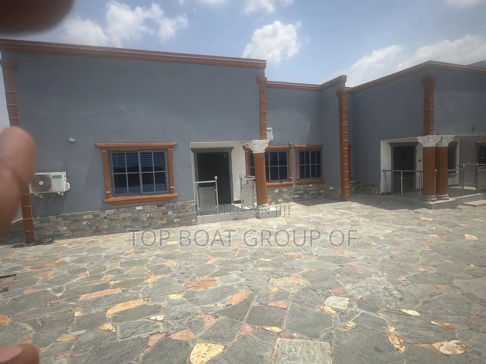 5bdrm House in Top Boat Group Of, Kumasi Metropolitan for sale