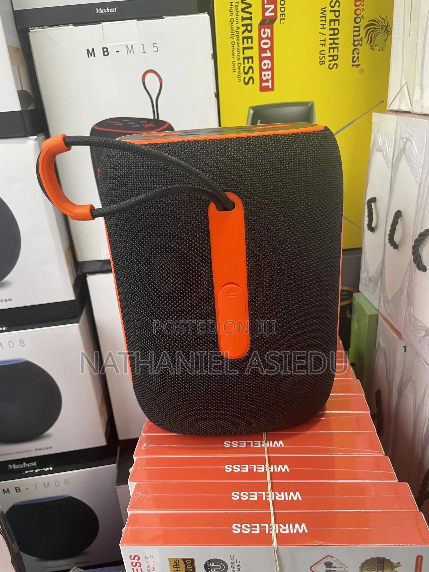 Maxbest Mb-M15 Portable Speaker