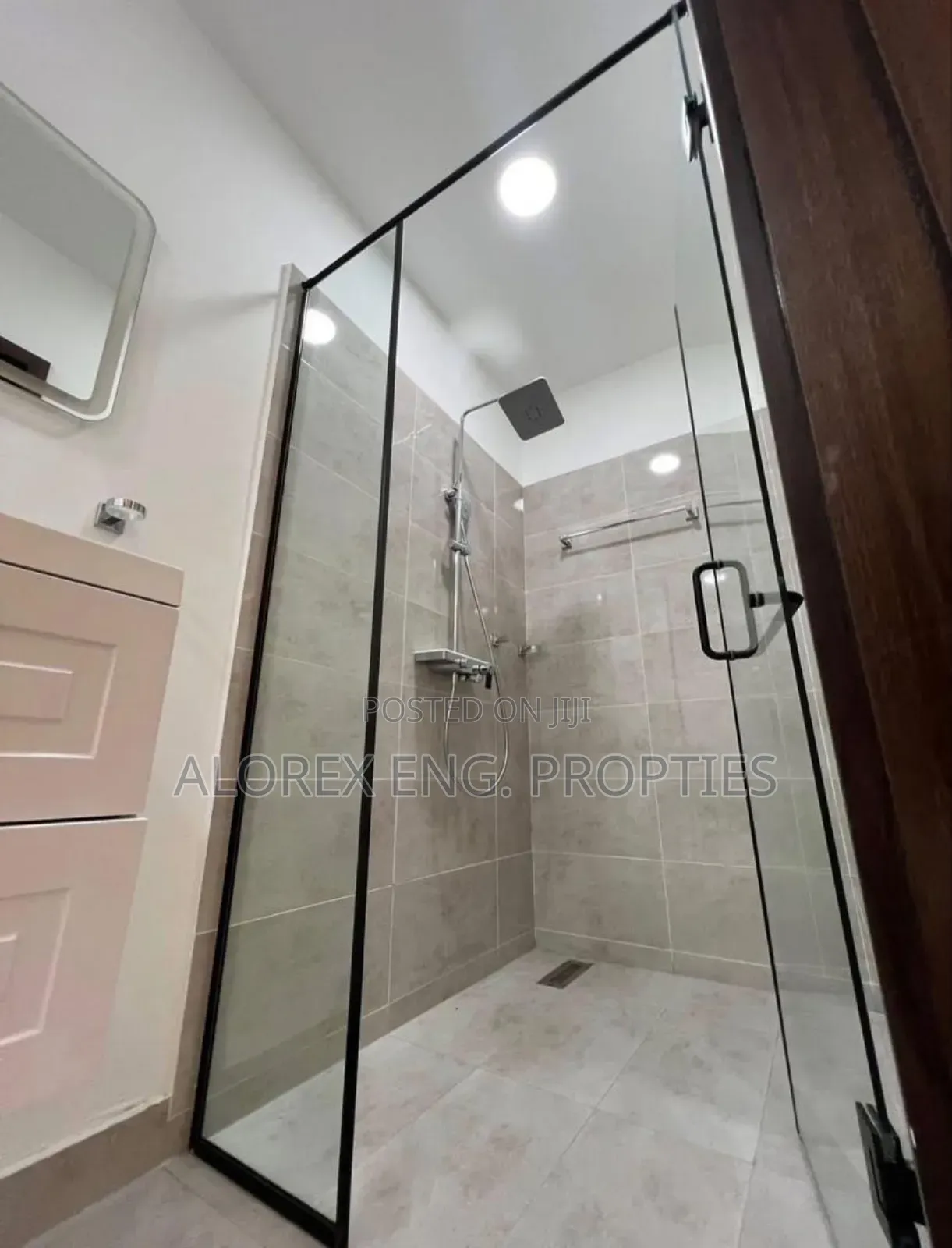 2bdrm House in Adjiringano $200,000, Ability for sale