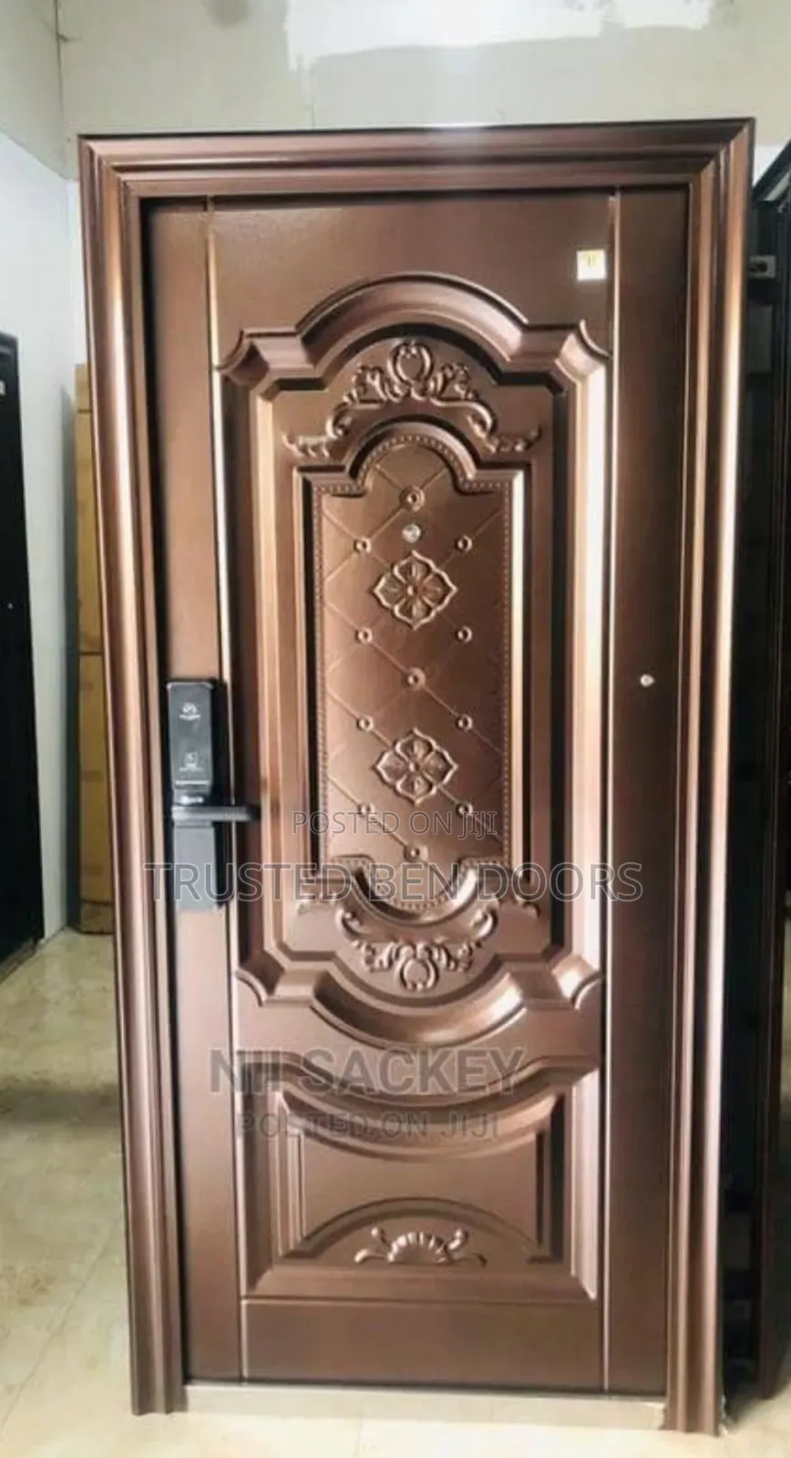 Quality Paladin Turkey Security Door With Accessories (3 Feet)