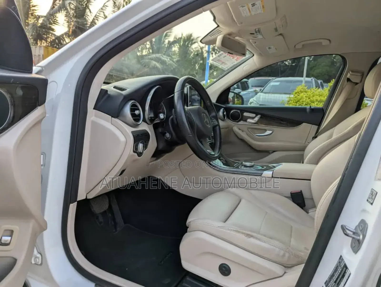 Mercedes-Benz GLC-Class 2019 White