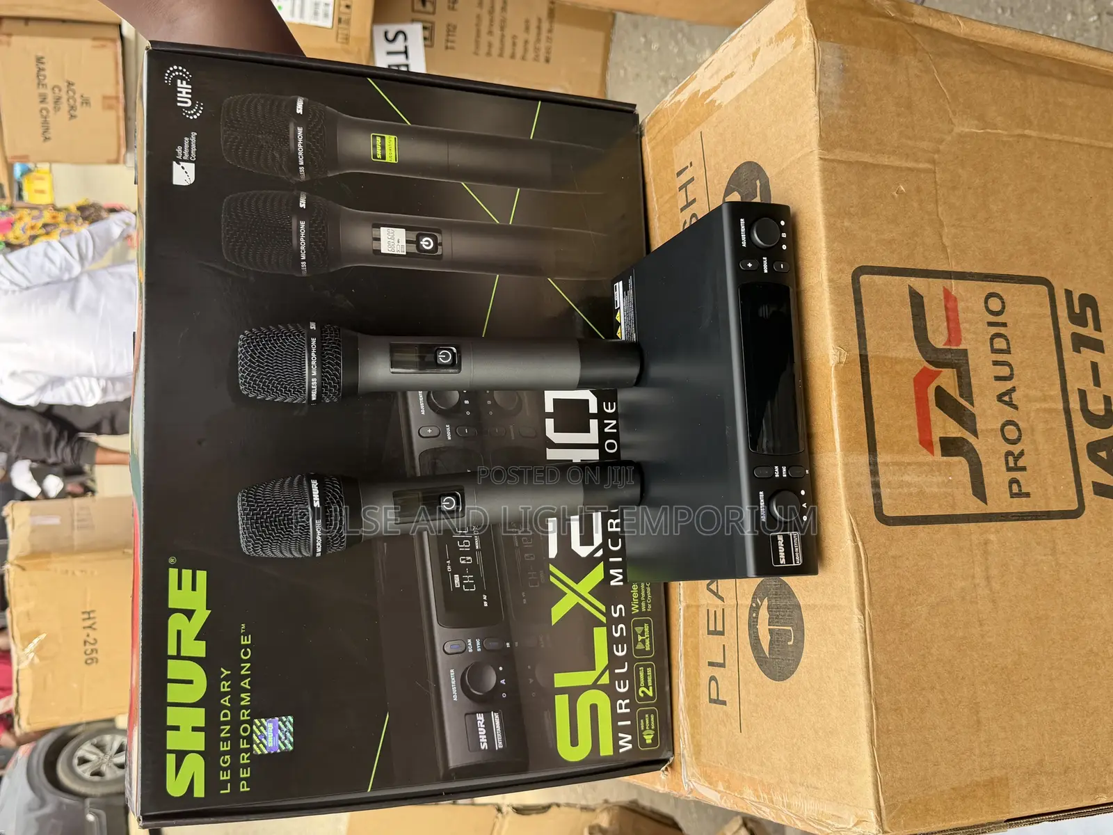 Shure Slx240 Professional Wireless Microphone System.