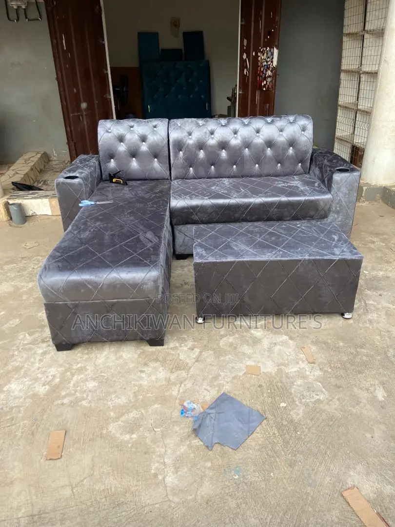 L Shape Sofa With Center Table (Cash on Delivery)