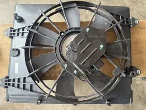 2016-2021 Honda Civic Radiator Fan Motor Fan Assembly 2.0l