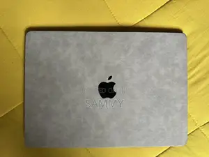 Laptop Apple MacBook Air 2022 M2 8GB Apple M2 SSD 256GB