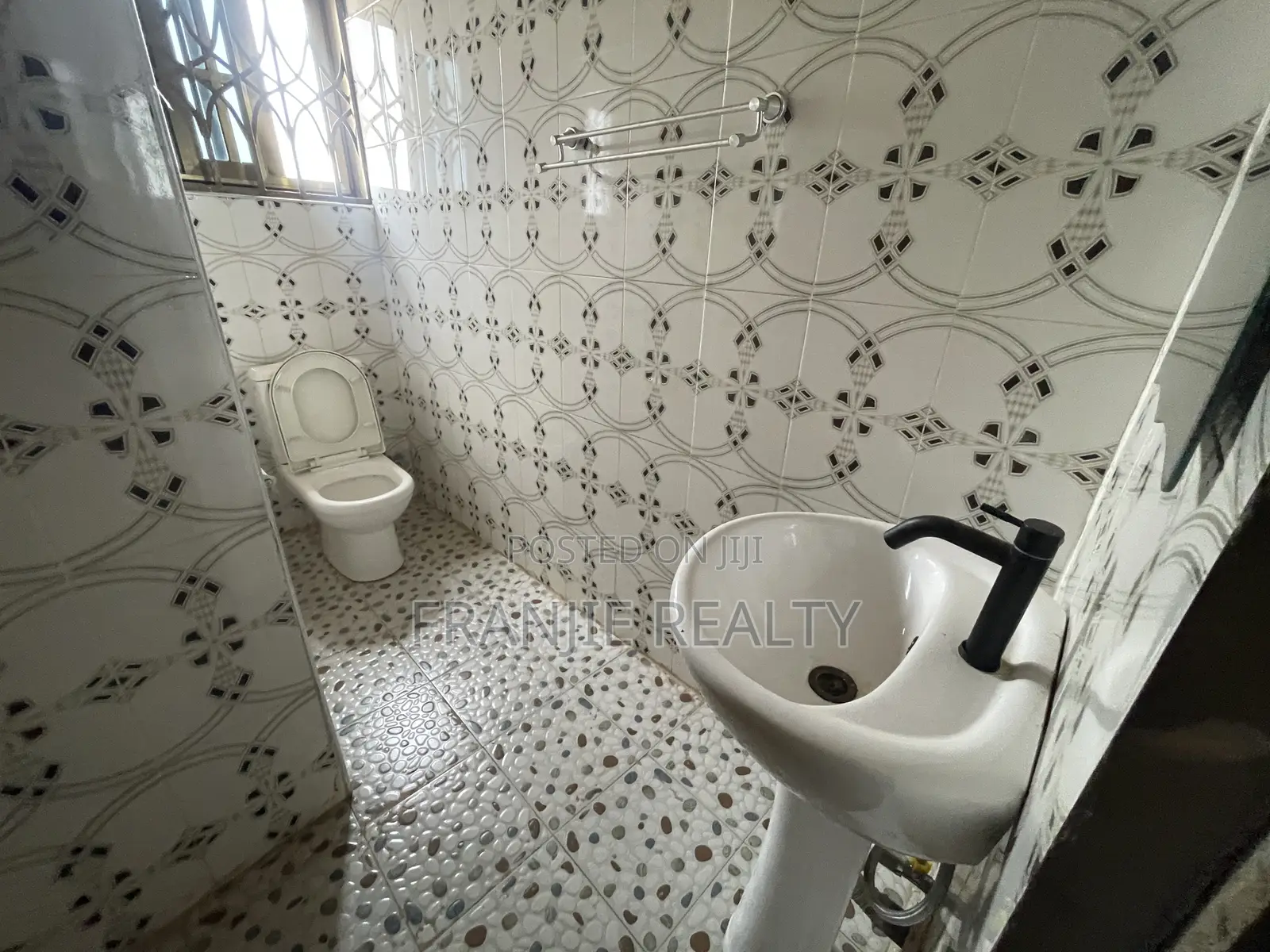2bdrm Apartment in Franjie Realty, Weija for rent
