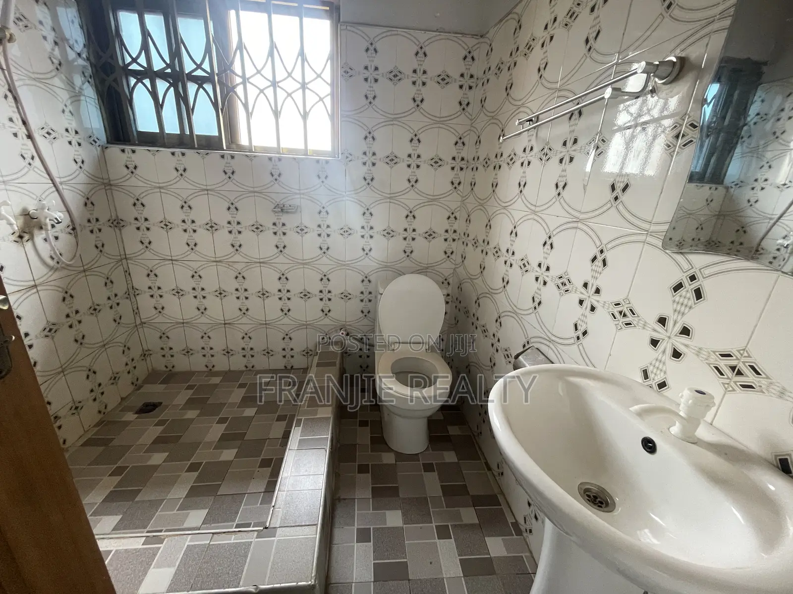 2bdrm Apartment in Franjie Realty, Weija for rent