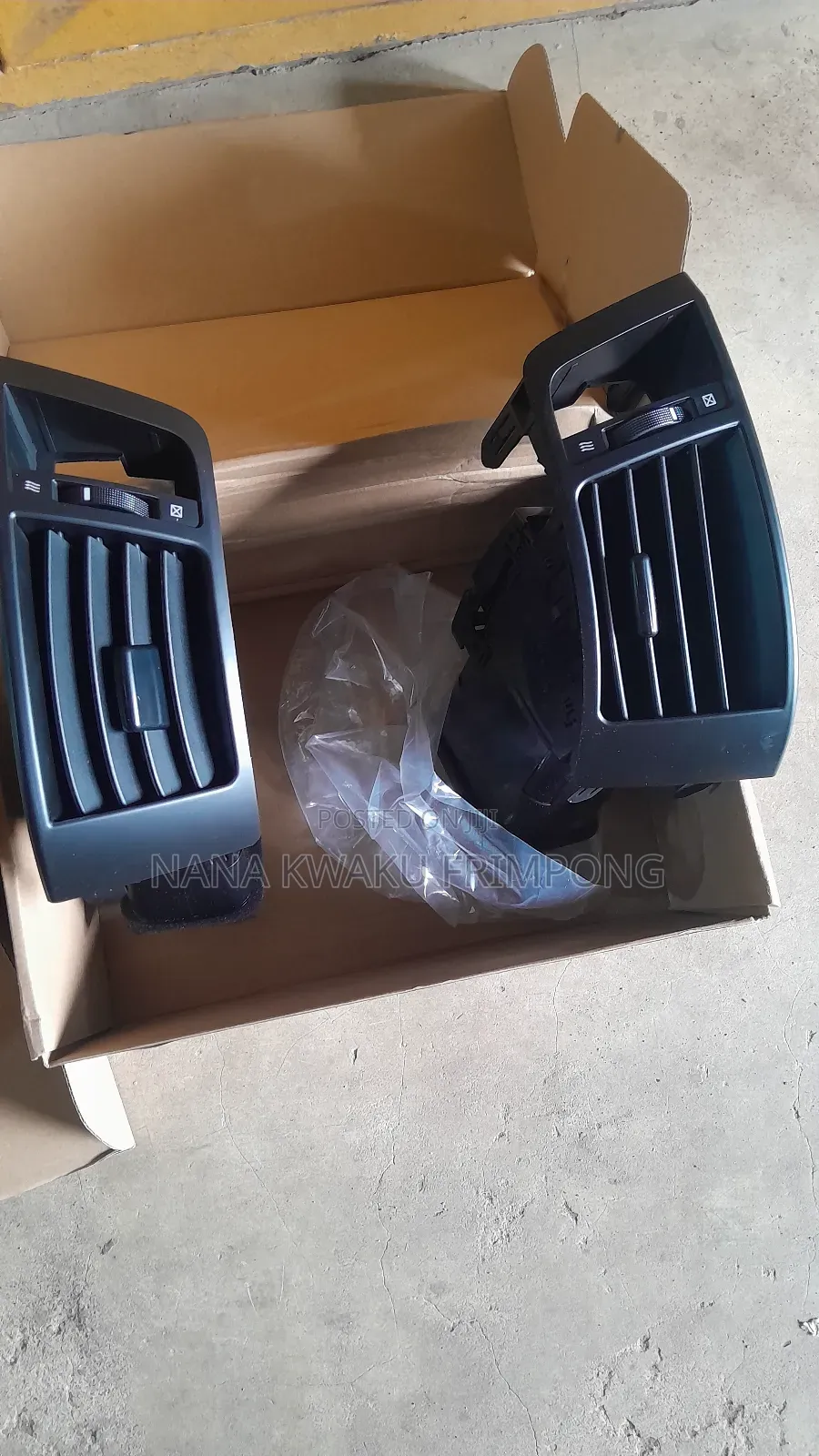 Toyota Land Cruiser 08 To 2012 Ac Vents (Complete) Available