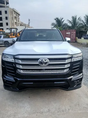 New Toyota Land Cruiser LC300 2025 Black