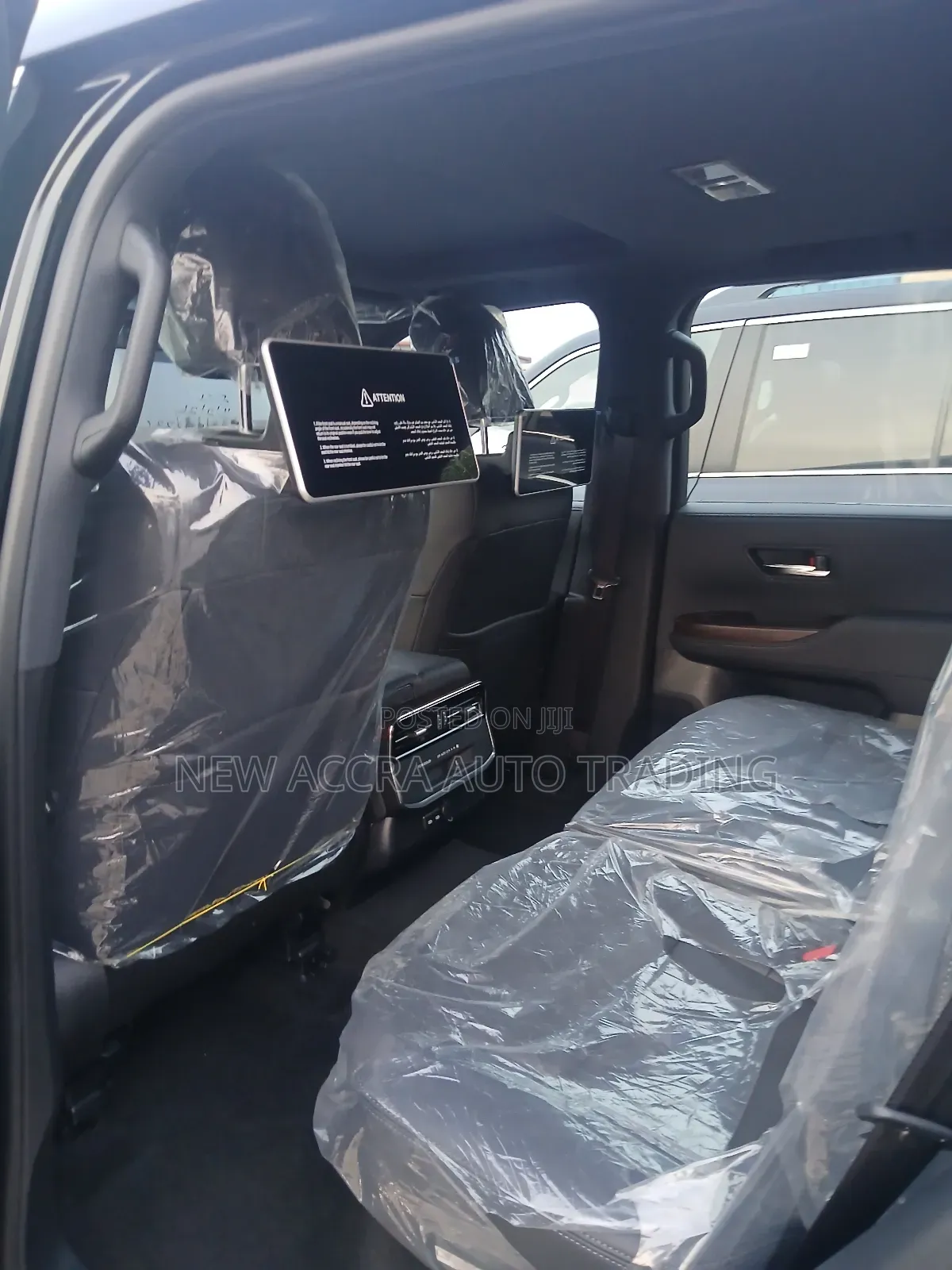 New Toyota Land Cruiser LC300 2025 Black