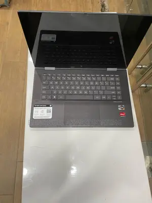 New Laptop HP Envy 15 8GB AMD Ryzen 5 SSD 256GB