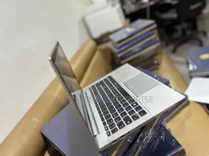 Laptop HP EliteBook 845 G8 16GB AMD Ryzen 5 SSD 256GB