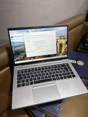 Laptop HP EliteBook 845 G8 16GB AMD Ryzen 5 SSD 256GB
