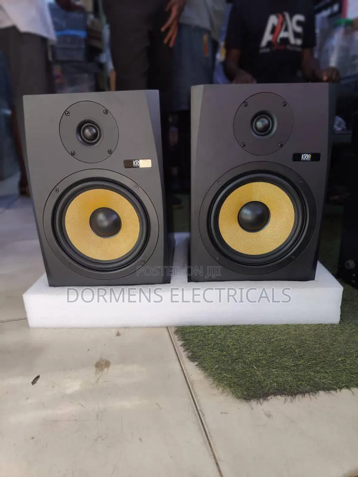 KRK 8-Inches Studio Mornitor