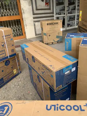 Choose Inverter 2.5 Horsepower Split Type Midea White Airconditioner