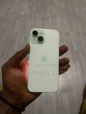 Apple iPhone 15 128 GB Green