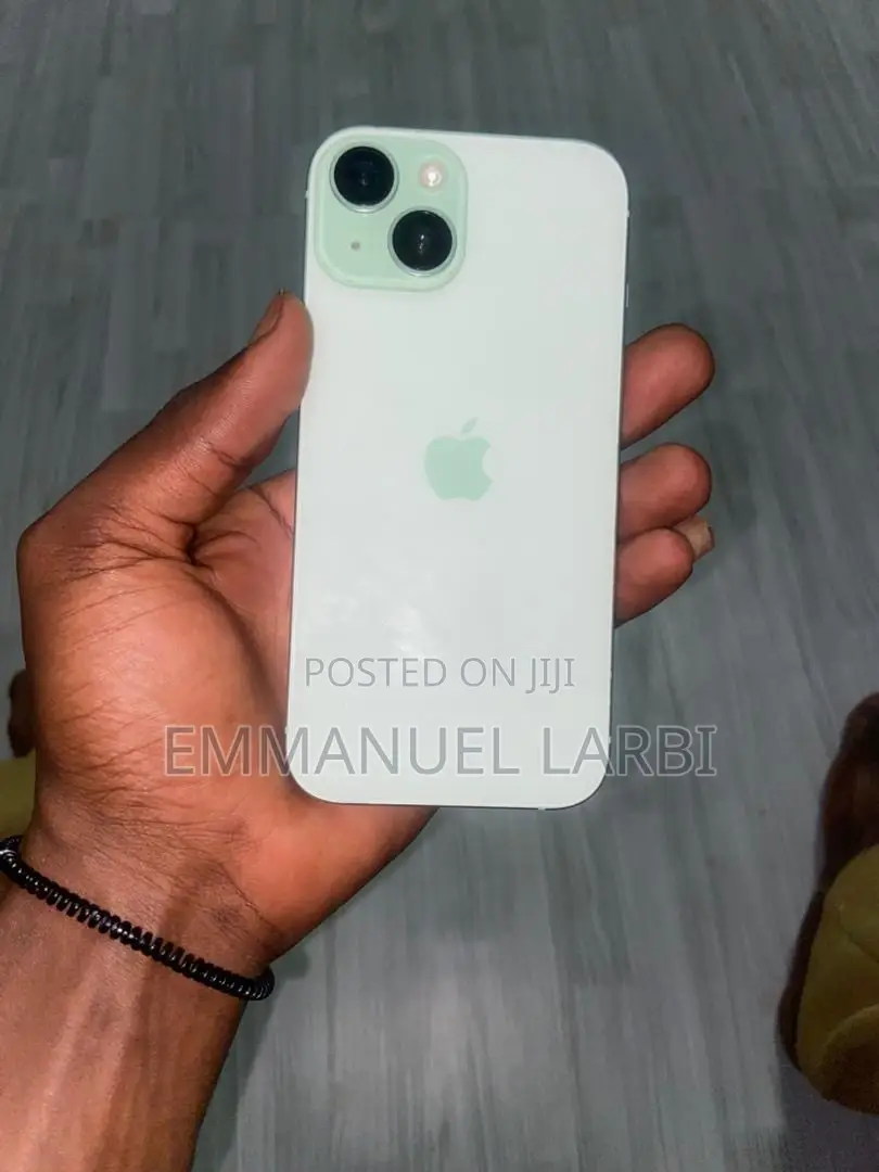 Apple iPhone 15 128 GB Green