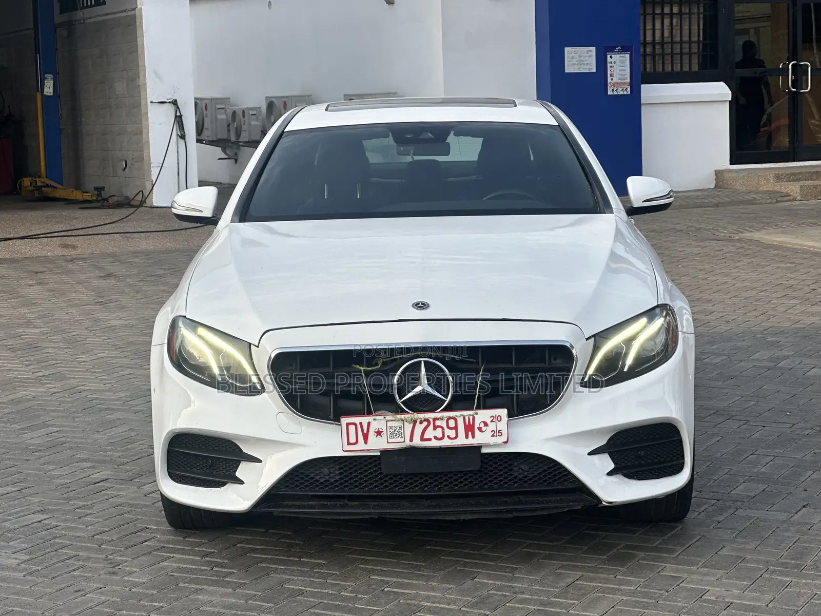 Mercedes-Benz E300 4Matic AWD Sedan (2.0L 4cyl 9A) 2017 White