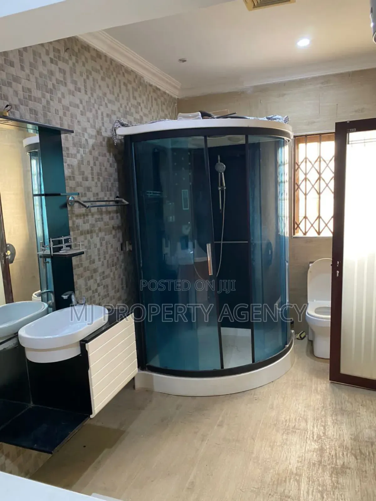 4bdrm House in Community 25 for rent