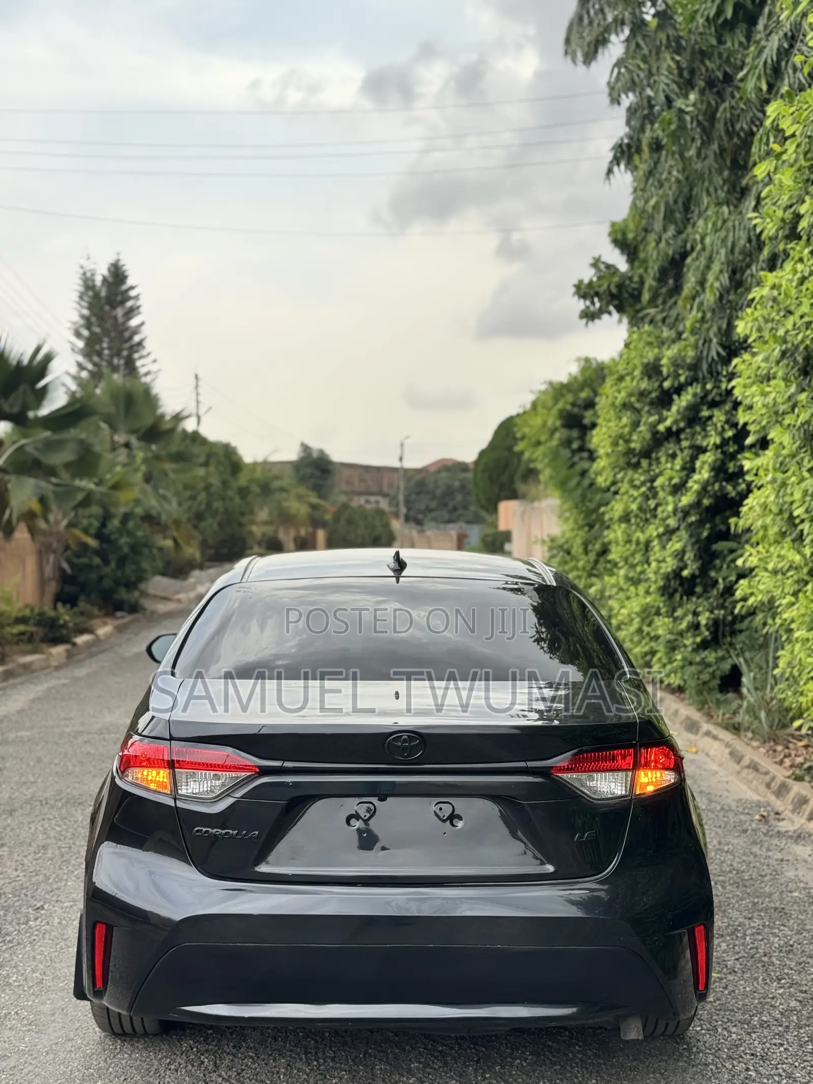 Toyota Corolla LE 2022 Black
