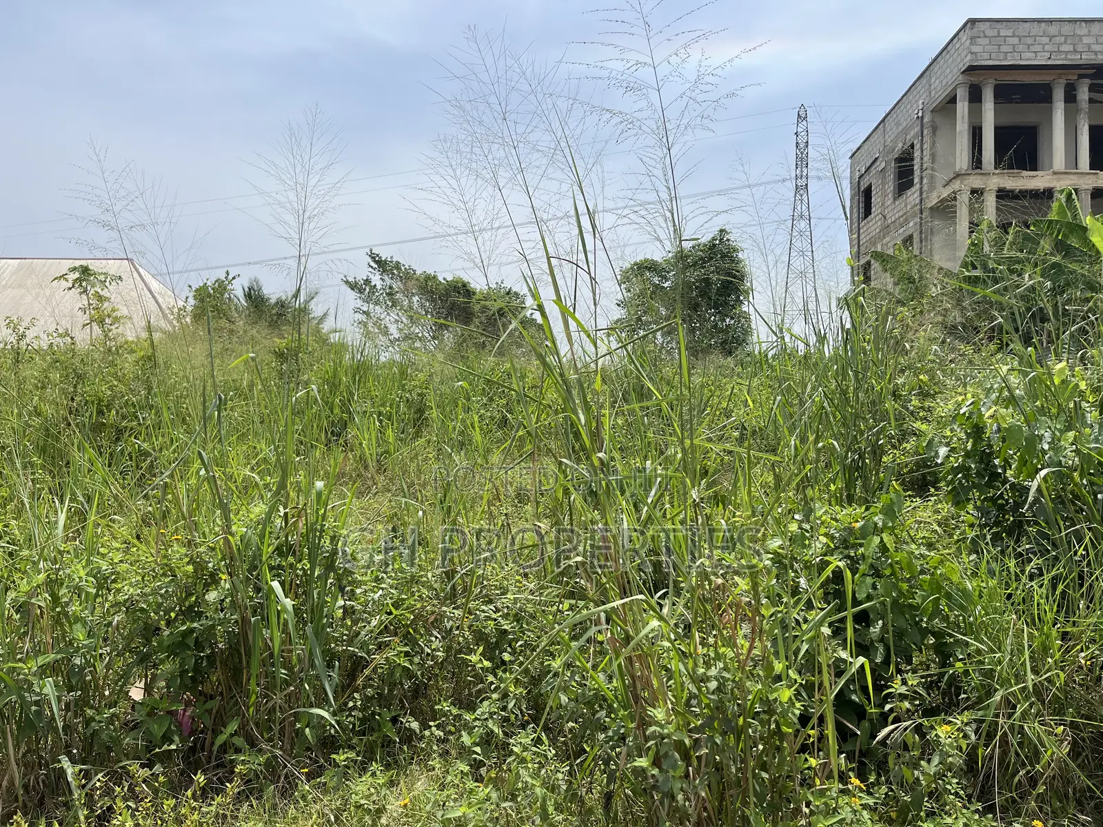 One Plot for Sale at Sokoban Afracho.