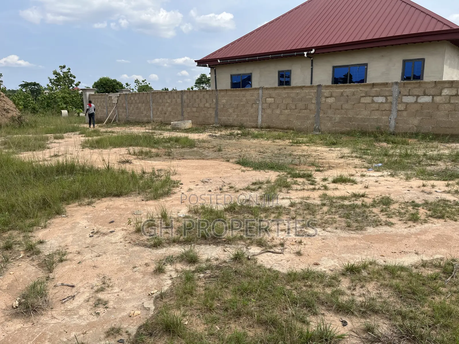 Half Plot for Sale Sokoban Wood Village,Odaso.